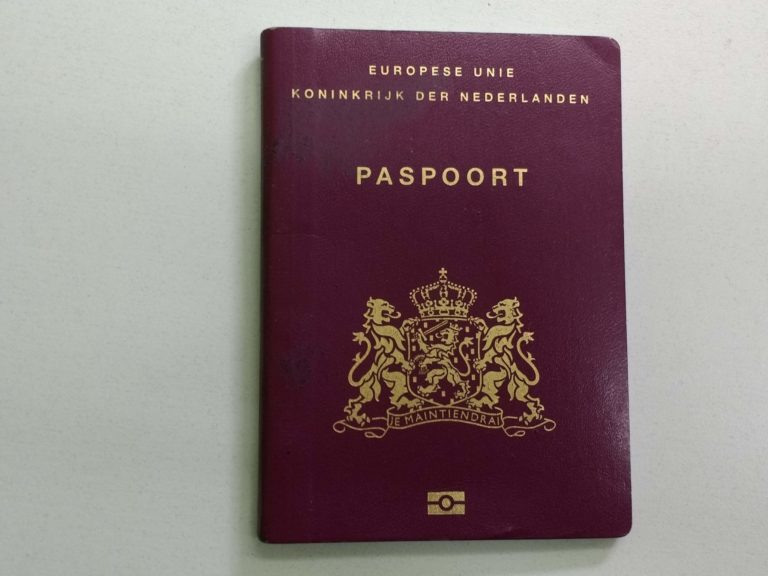 Als Nederlander woonachtig in Duitsland nieuw reisdocument aanvragen? Zo gaat dat in zijn werk