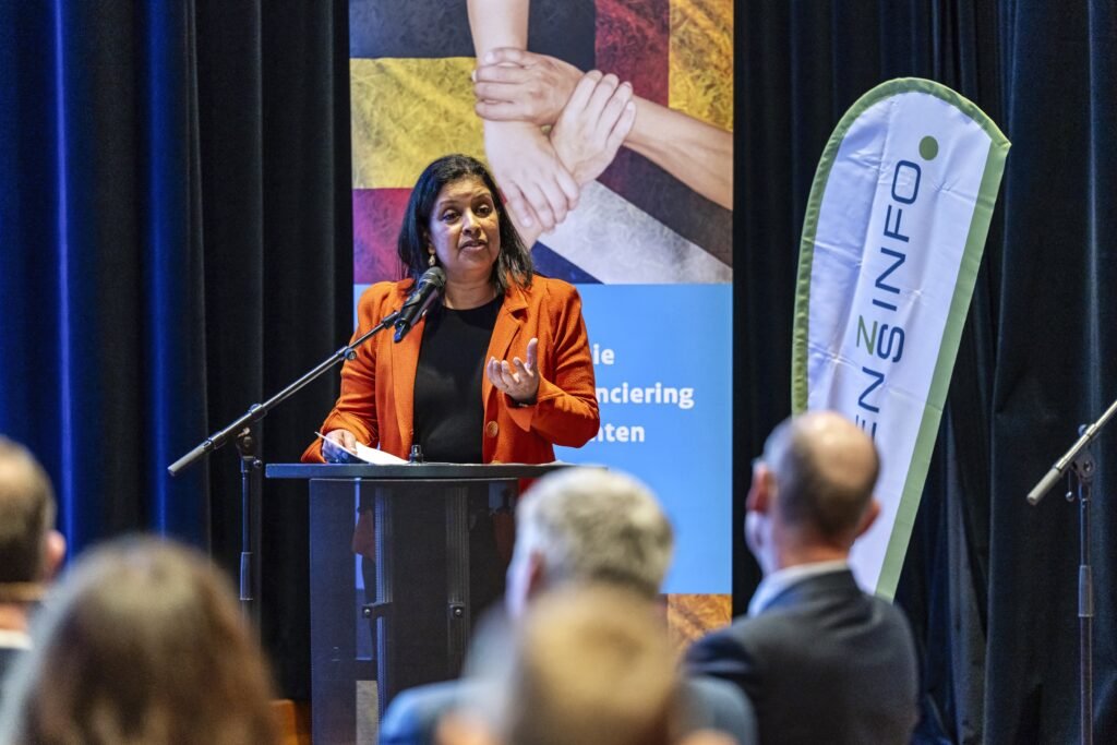 Tekensessie GIP-11dec25HR-009