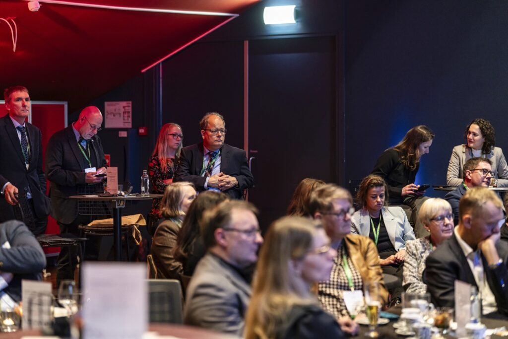 Tekensessie GIP-11dec25HR-026